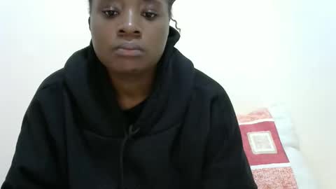 Snapshot of sweet_veebouset chatting on September 27, 9:47 am sweet_veebouset online show from September 27, 9:47 am