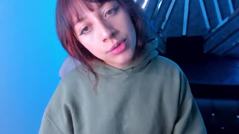 Snapshot of sweet_venus4 chatting on February 1, 1:34 am sweet_venus4 online show from February 1, 1:34 am