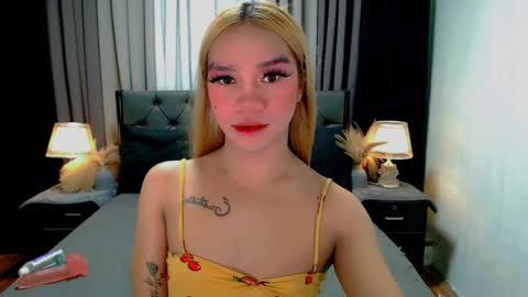 bea takashi  online show from April 30, 9:37 am