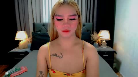 bea takashi  online show from May 1, 9:47 am