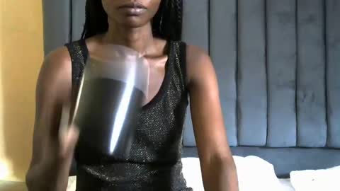 LIANAH online show from March 5, 8:43 am