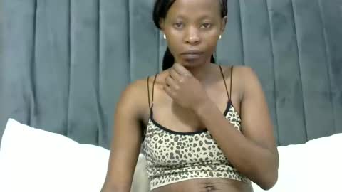 LIANAH online show from December 17, 7:20 pm