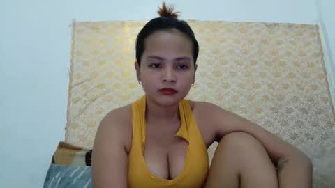 sweetasianforu online show from April 10, 5:17 pm