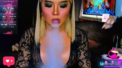 Snapshot of sweetbella69xoxo chatting on May 31, 2:57 pm BELLA online show from May 31, 2:57 pm