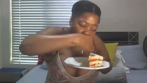 Snapshot of sweetberrybliss chatting on September 11, 7:52 am sweetberrybliss online show from September 11, 7:52 am