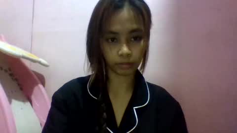 Snapshot of sweetchixxx chatting on February 3, 1:30 pm sweetchixxx online show from February 3, 1:30 pm