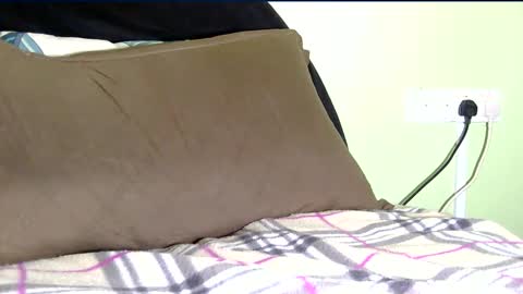 Snapshot of sweetchoclatebabe chatting on December 14, 3:39 pm choco online show from December 14, 3:39 pm