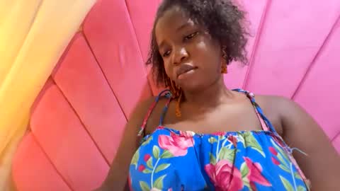 Snapshot of sweetcoochiex chatting on October 30, 7:14 pm sweetcoochiex online show from October 30, 7:14 pm