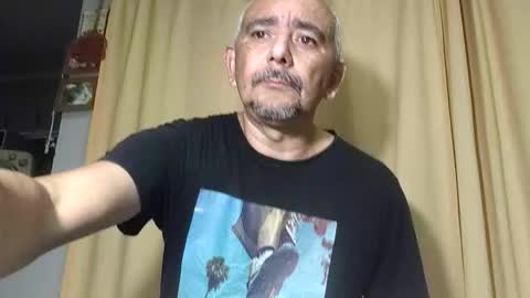 sweetcuervo independent model online show from April 18, 5:33 am