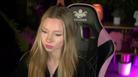 Lina online show from February 16, 3:41 pm