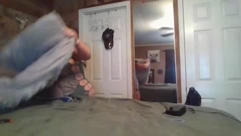 Snapshot of sweetdelight84 chatting on September 27, 10:04 pm kandy online show from September 27, 10:04 pm