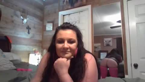 Snapshot of sweetdelight84 chatting on December 5, 3:41 pm kandy online show from December 5, 3:41 pm