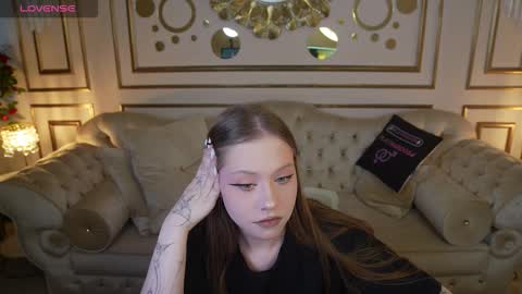 Amelia online show from December 3, 11:41 am