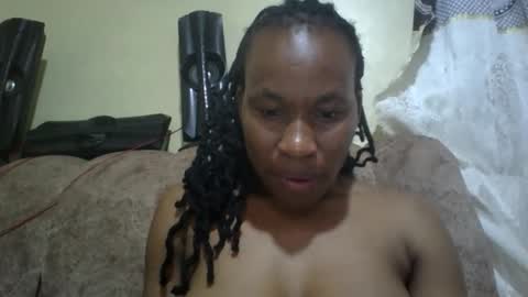 Snapshot of sweetdiva2012 chatting on December 14, 3:06 pm sweetdiva2012 online show from December 14, 3:06 pm