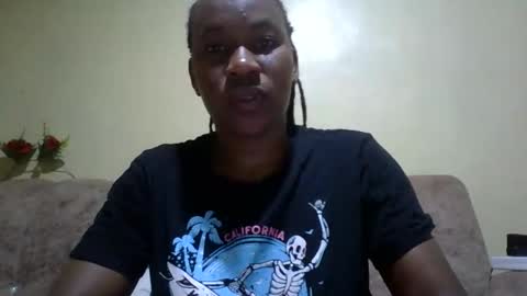 Snapshot of sweetdiva2012 chatting on February 8, 2:48 am sweetdiva2012 online show from February 8, 2:48 am