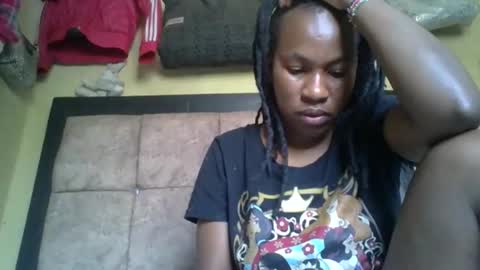 Snapshot of sweetdiva2012 chatting on February 15, 12:47 pm sweetdiva2012 online show from February 15, 12:47 pm