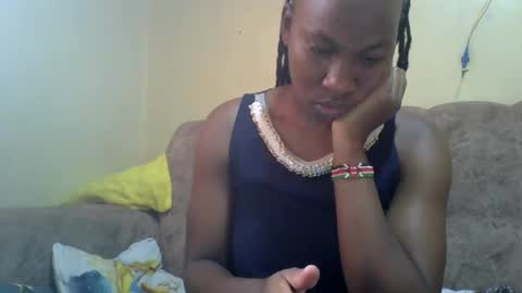 Snapshot of sweetdiva2012 chatting on February 25, 8:24 am sweetdiva2012 online show from February 25, 8:24 am