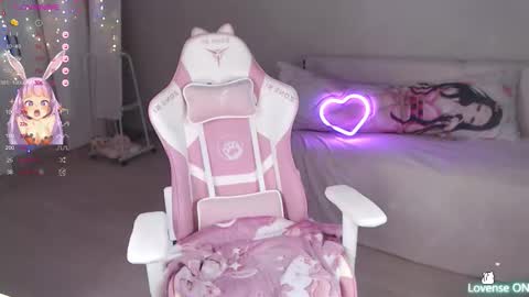 Snapshot of sweetdollyx_ chatting on September 15, 9:37 pm sweetdollyx_ online show from September 15, 9:37 pm