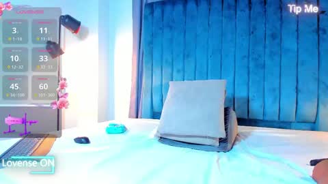 Snapshot of sweetebony_69 chatting on May 11, 2:45 pm Mia online show from May 11, 2:45 pm