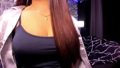 sweetest_one4 online show from May 10, 4:17 am