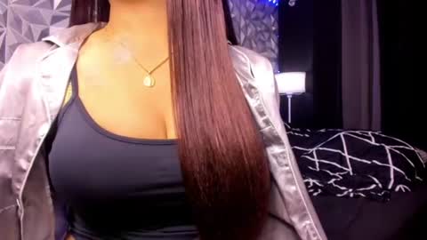 sweetest_one4 online show from June 18, 3:38 pm