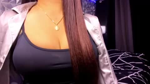 sweetest_one4 online show from July 2, 5:13 am