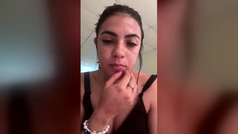 sweetevil69 online show from June 9, 10:32 pm