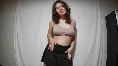 sweetfaina online show from November 16, 10:15 pm