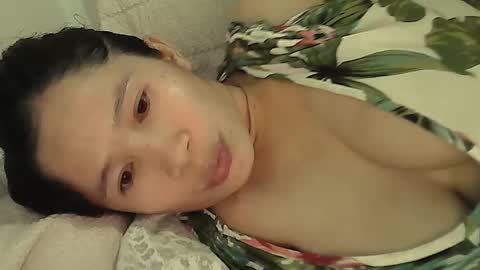 Snapshot of sweetfilipinawet chatting on December 21, 3:19 pm Stacy online show from December 21, 3:19 pm