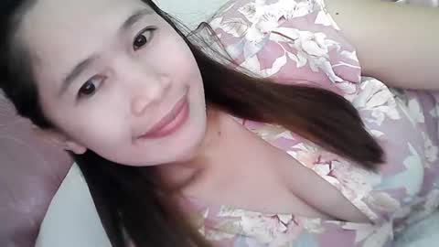 Snapshot of sweetfilipinawet chatting on July 26, 2:24 pm Stacy online show from July 26, 2:24 pm