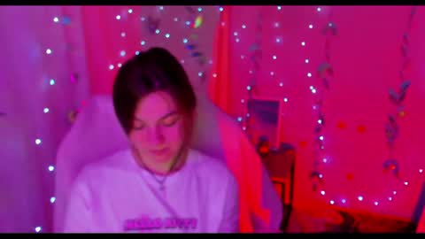 Snapshot of sweetfoyou chatting on June 18, 6:02 am sweetfoyou online show from June 18, 6:02 am