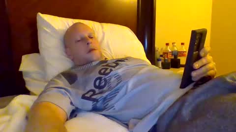 Snapshot of sweetg233 chatting on January 14, 5:51 am sweetg233 online show from January 14, 5:51 am