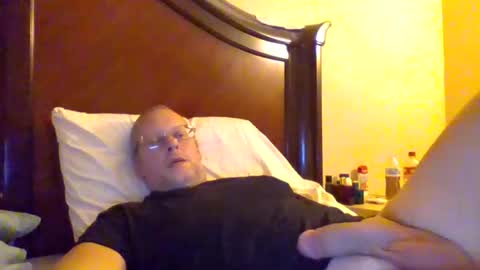 Snapshot of sweetg233 chatting on October 11, 5:39 am sweetg233 online show from October 11, 5:39 am