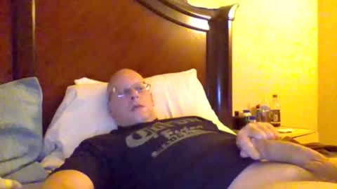 Snapshot of sweetg233 chatting on October 25, 6:32 am sweetg233 online show from October 25, 6:32 am