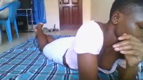 Snapshot of sweetgal2025 chatting on February 20, 9:21 am EUNICE online show from February 20, 9:21 am