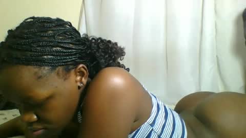 Snapshot of sweetgal2025 chatting on August 8, 3:19 am EUNICE online show from August 8, 3:19 am