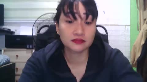 Snapshot of sweetgemini23 chatting on December 12, 4:53 pm Jean online show from December 12, 4:53 pm