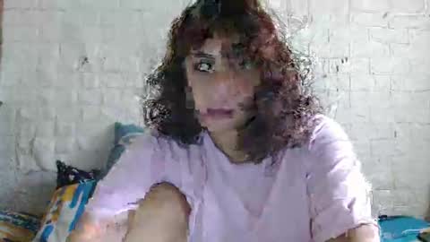 Snapshot of sweetgemini23 chatting on October 14, 12:11 am Jean online show from October 14, 12:11 am