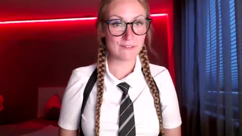 sweetgermangoddess online show from August 7, 6:21 pm