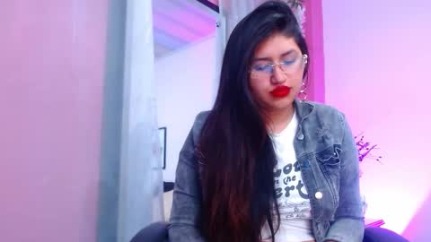 Snapshot of sweetgh_ chatting on September 28, 11:37 am Sweet online show from September 28, 11:37 am