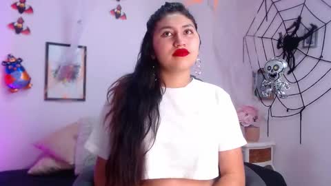 Snapshot of sweetgh_ chatting on October 23, 11:20 am Sweet online show from October 23, 11:20 am