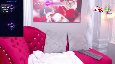 Snapshot of sweetgirl4u_ chatting on December 20, 11:54 am MIA online show from December 20, 11:54 am