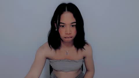 Snapshot of sweetgirl_acxx chatting on May 7, 1:11 am Just call me AC online show from May 7, 1:11 am