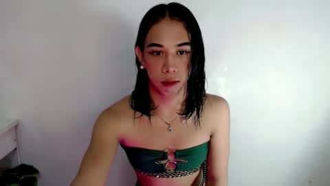 Snapshot of sweetgirl_acxx chatting on May 17, 4:54 am Just call me AC online show from May 17, 4:54 am