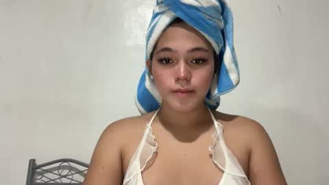 Snapshot of sweetgirl_ayesha chatting on October 19, 10:27 am Ayesha online show from October 19, 10:27 am
