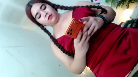 Snapshot of sweetgirl_mayxx chatting on July 28, 1:23 am May online show from July 28, 1:23 am