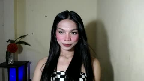 sweetgirl_shaquillexx online show from June 30, 3:46 pm
