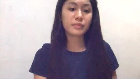 Snapshot of sweetgirllucy24xx chatting on May 22, 5:40 pm sweetgirllucy24xx online show from May 22, 5:40 pm