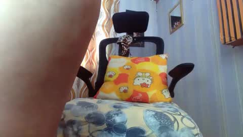 Snapshot of sweetgrace25 chatting on December 21, 1:47 am IM YOUR GRACE online show from December 21, 1:47 am