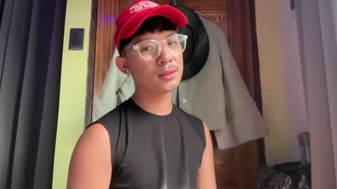 khrayan online show from December 2, 1:44 am